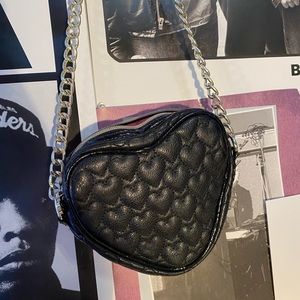 betsey johnson heart purse with chain handle!